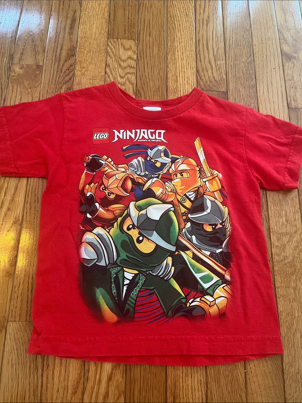 Lego Ninjago Masters of Spinjitzu Tee Shirt 2012 5/6 Red Graphic Children’s‎